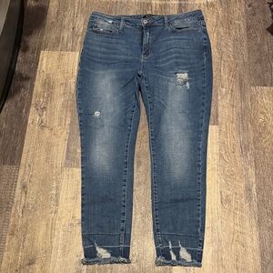 Judy Blue Ripped Skinny Jeans in Dark Blue